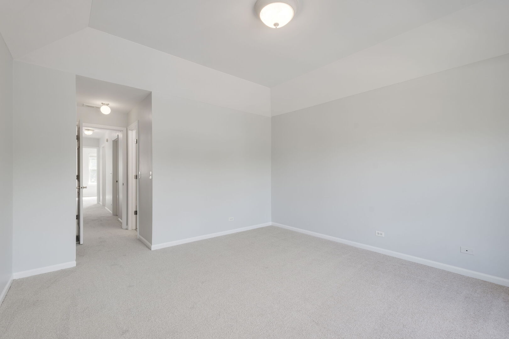 3112 Crystal Rock Road Naperville, IL 60564 - Photo 10 of 17 Gallery Image 10