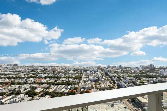 $14,000,000 | 501 West Avenue, Unit 4201/05, Miami Beach, FL 33139