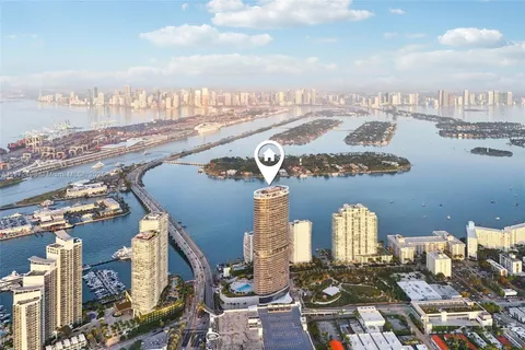 $14,000,000 | 501 West Avenue, Unit 4201/05, Miami Beach, FL 33139