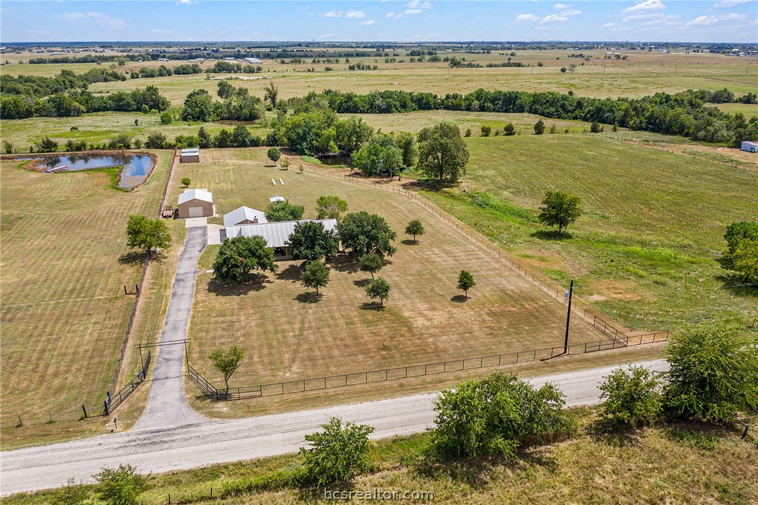4366 Collette Lane Bryan, TX 77808 - Photo 2 of 37