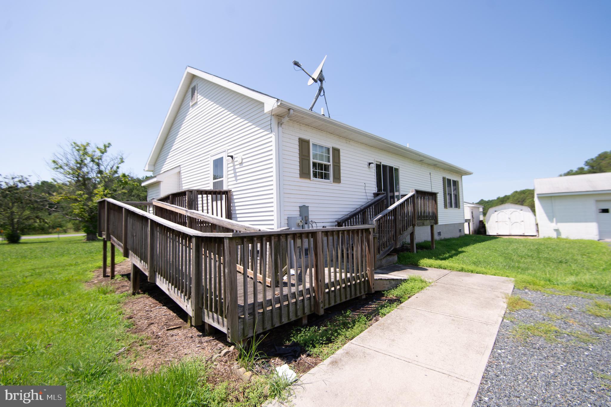 5441 Ragged Point Road Cambridge, MD 21613 - Photo 5 of 44 rear