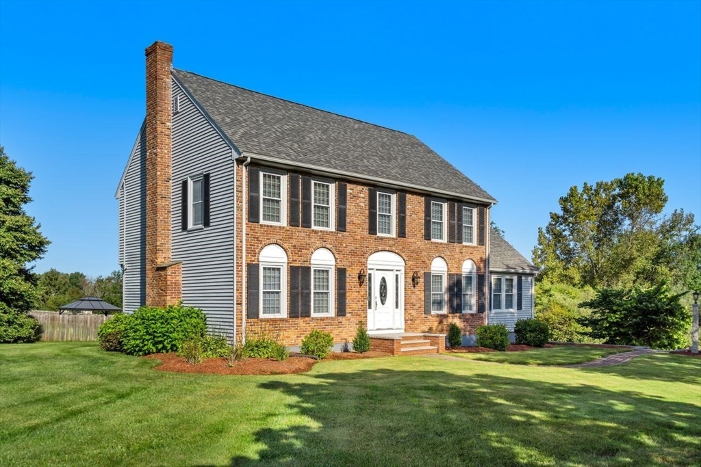 163 Old Farm Road North Andover, MA 01845 - Photo 3 of 35 Gallery Image 3