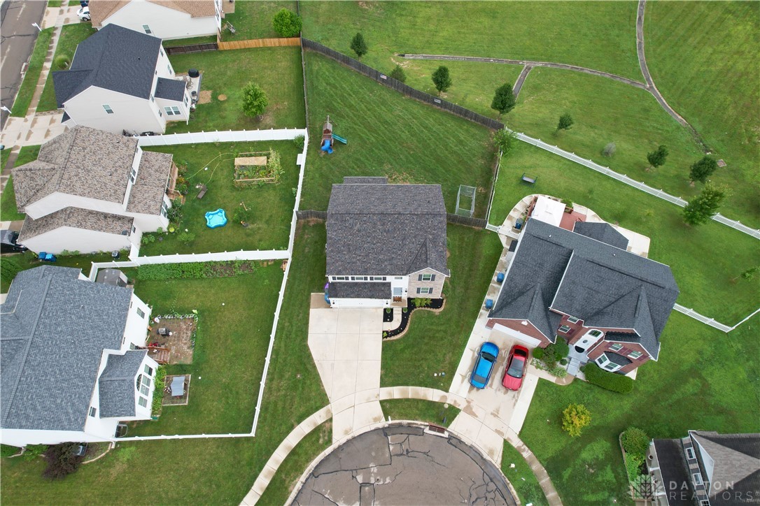 6034 Kay Court Riverside, OH 45424 - Photo 3 of 54