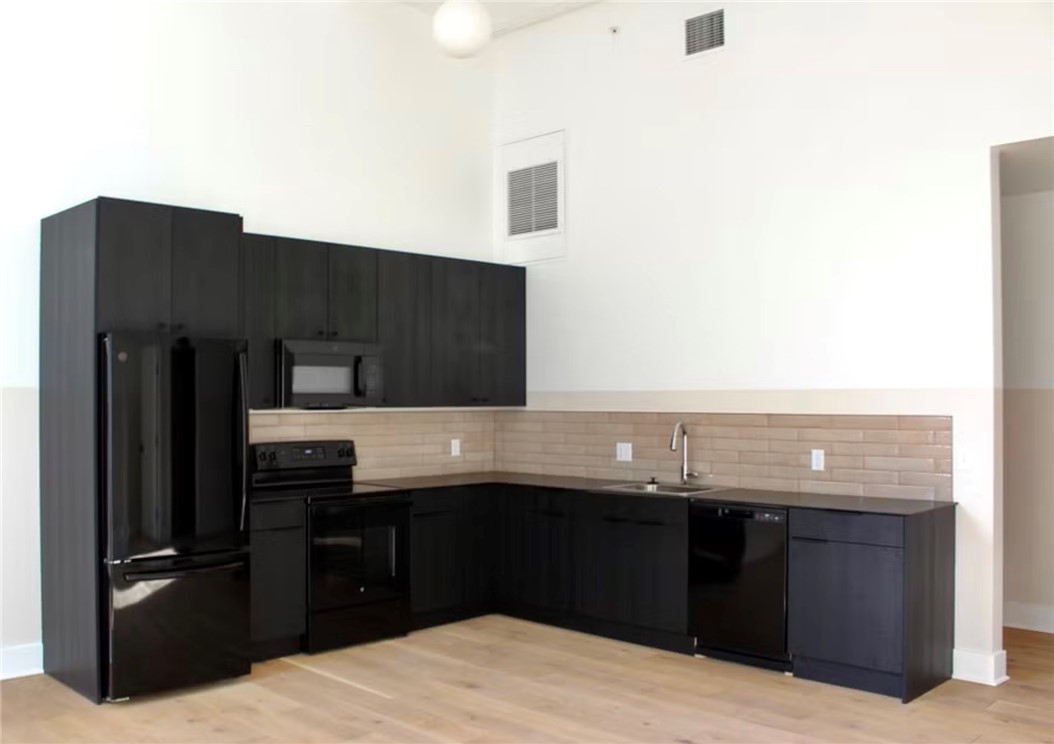 30 West Broad Street, Unit 307 Rochester, NY 14614 - Photo 2 of 10