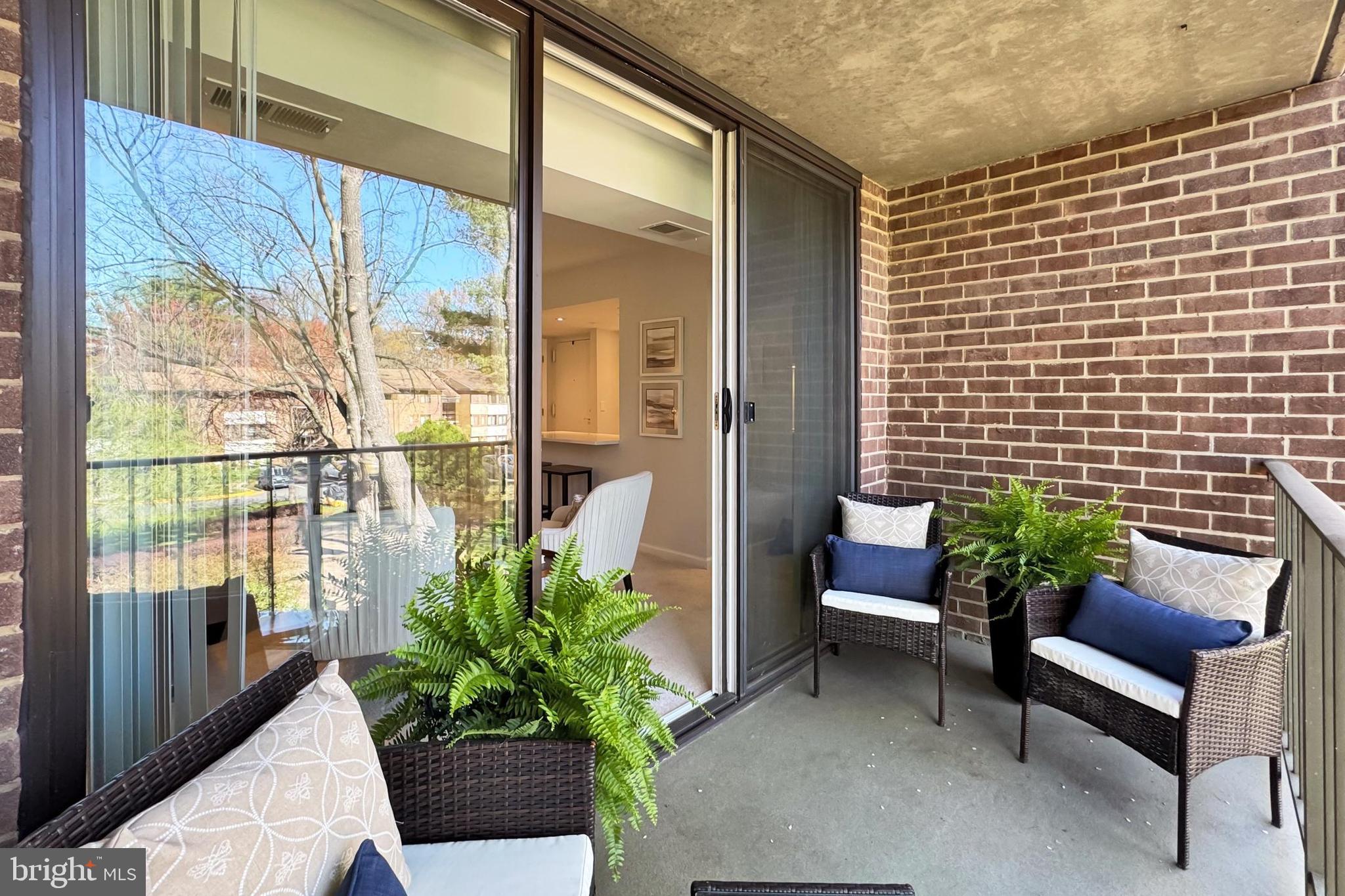 1439 Northgate Square, Unit 12A Reston, VA 20190 - Photo 11 of 40 Stepping Back Inside