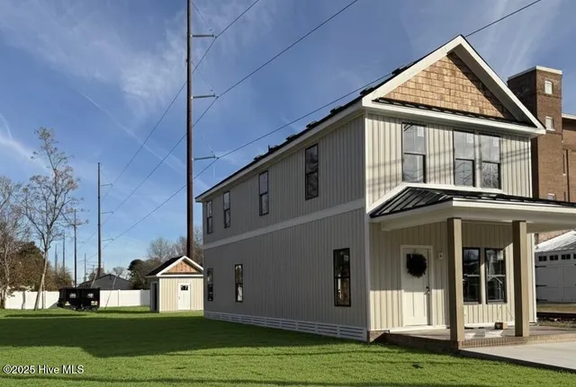 $470,000 | 317 East Church Street, Edenton, NC 27932