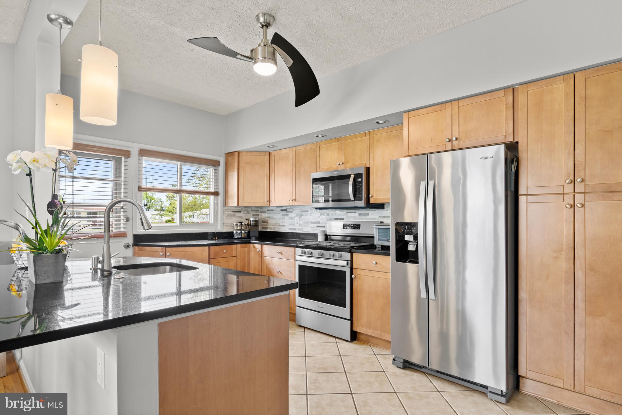 2701 Geartner Road Baltimore, MD 21209 - Photo 11 of 41 Kitchen