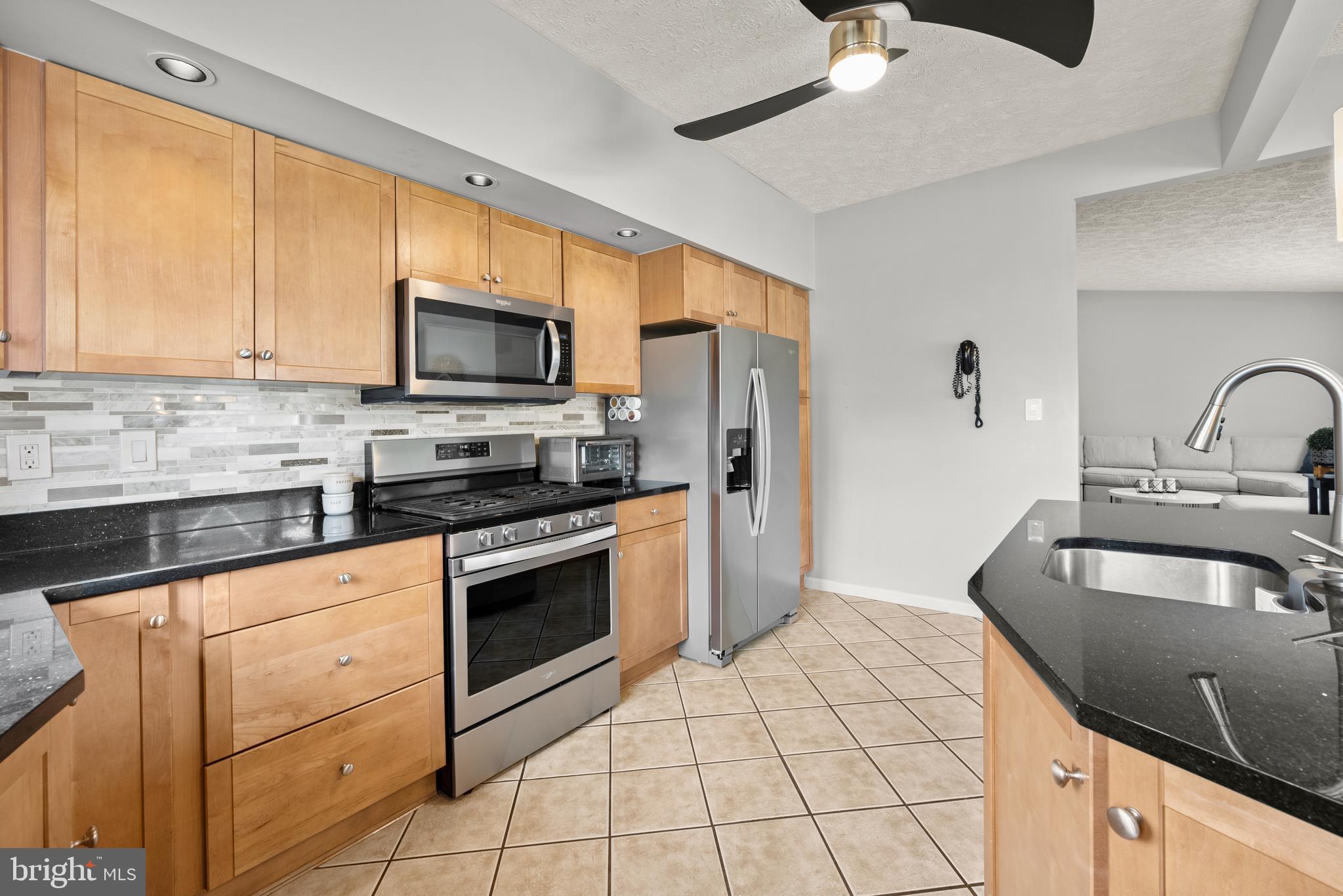 2701 Geartner Road Baltimore, MD 21209 - Photo 13 of 41 Kitchen