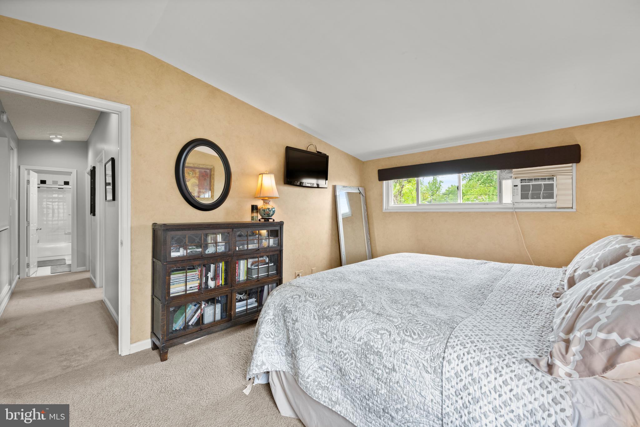 2701 Geartner Road Baltimore, MD 21209 - Photo 15 of 41 Primary Bedroom