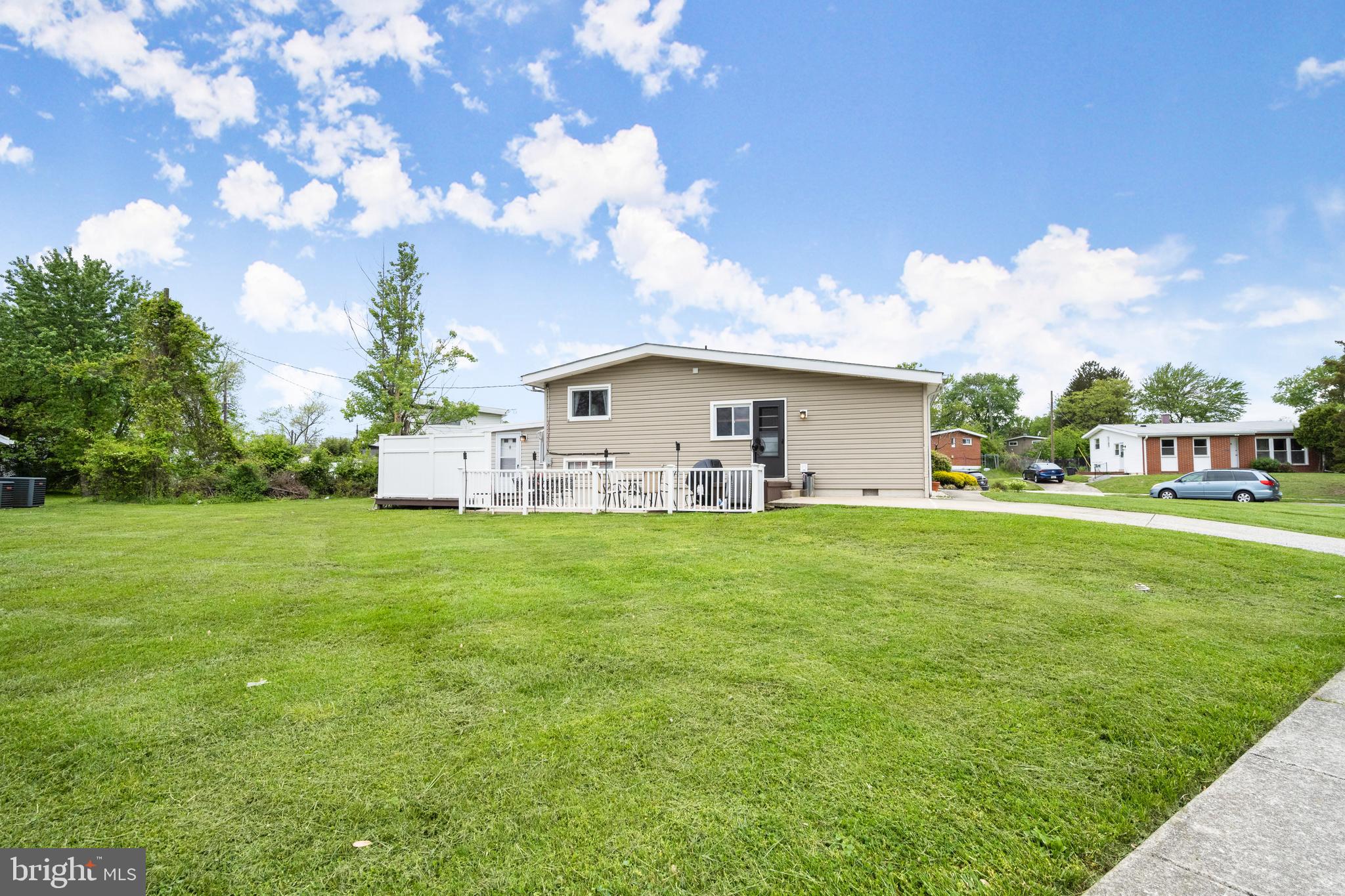 2701 Geartner Road Baltimore, MD 21209 - Photo 34 of 41 Rear Yard