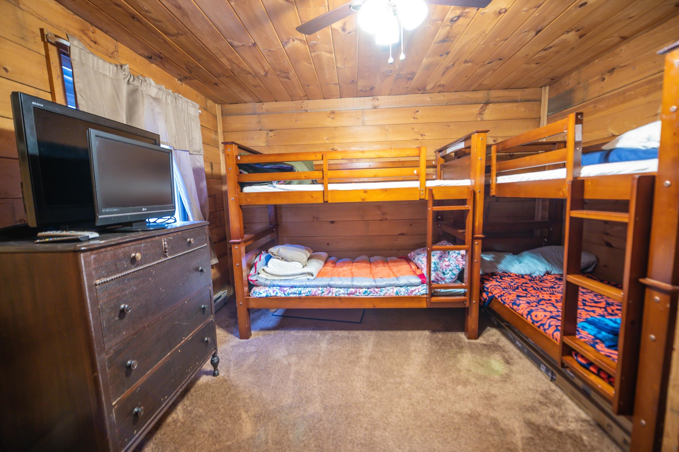 96 Oak Hill Road Wardsboro, VT 05360 - Photo 12 of 24