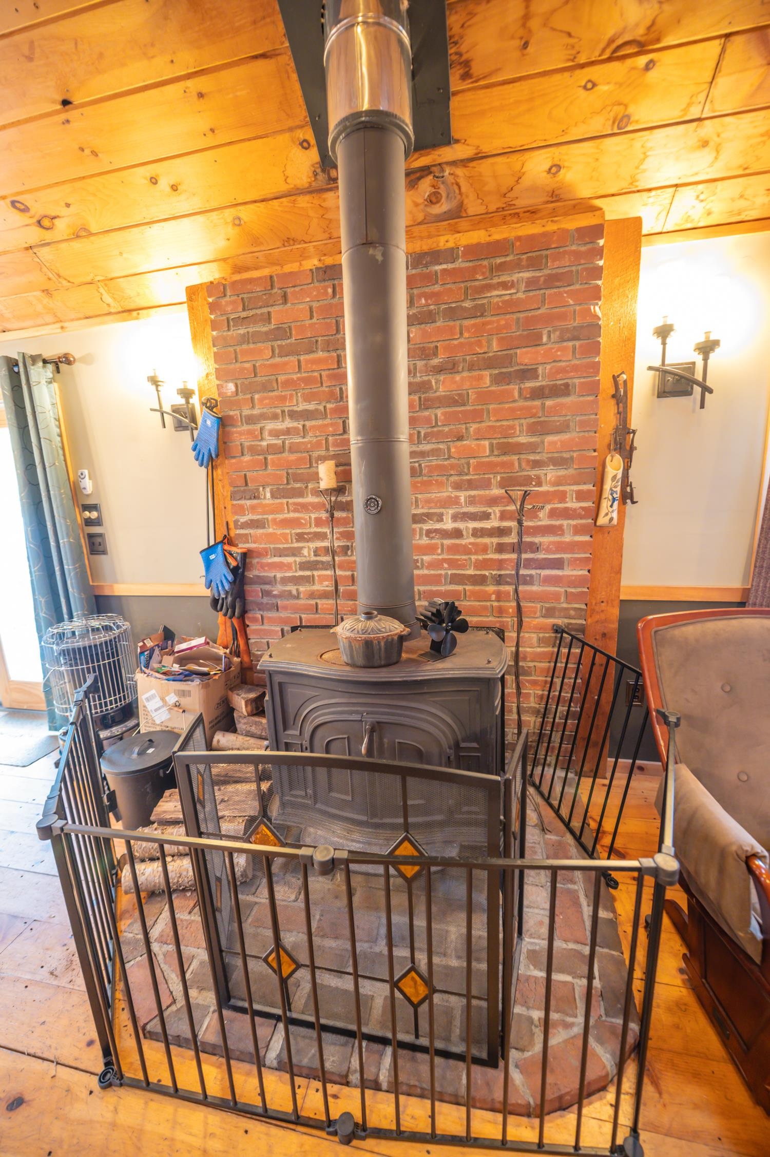 96 Oak Hill Road Wardsboro, VT 05360 - Photo 4 of 24