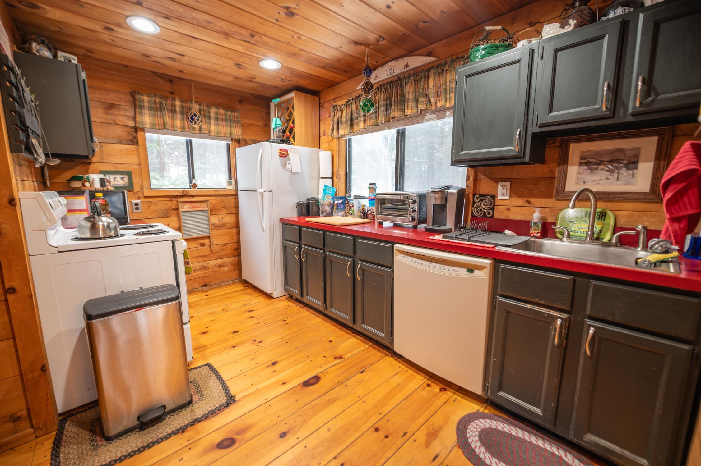 96 Oak Hill Road Wardsboro, VT 05360 - Photo 7 of 24