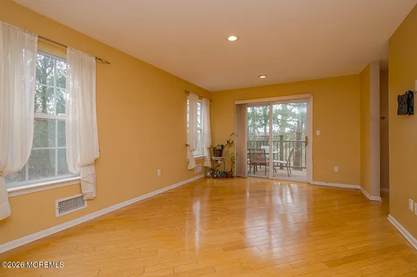 $499,900 | 128 Heron Court, Manalapan, NJ 07726