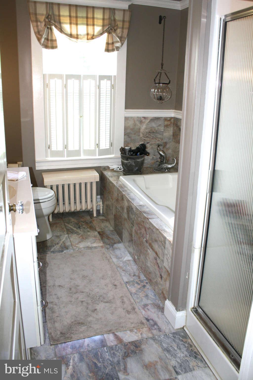 9915 Old Solomons Island Road Owings, MD 20736 - Photo 17 of 28 Bath