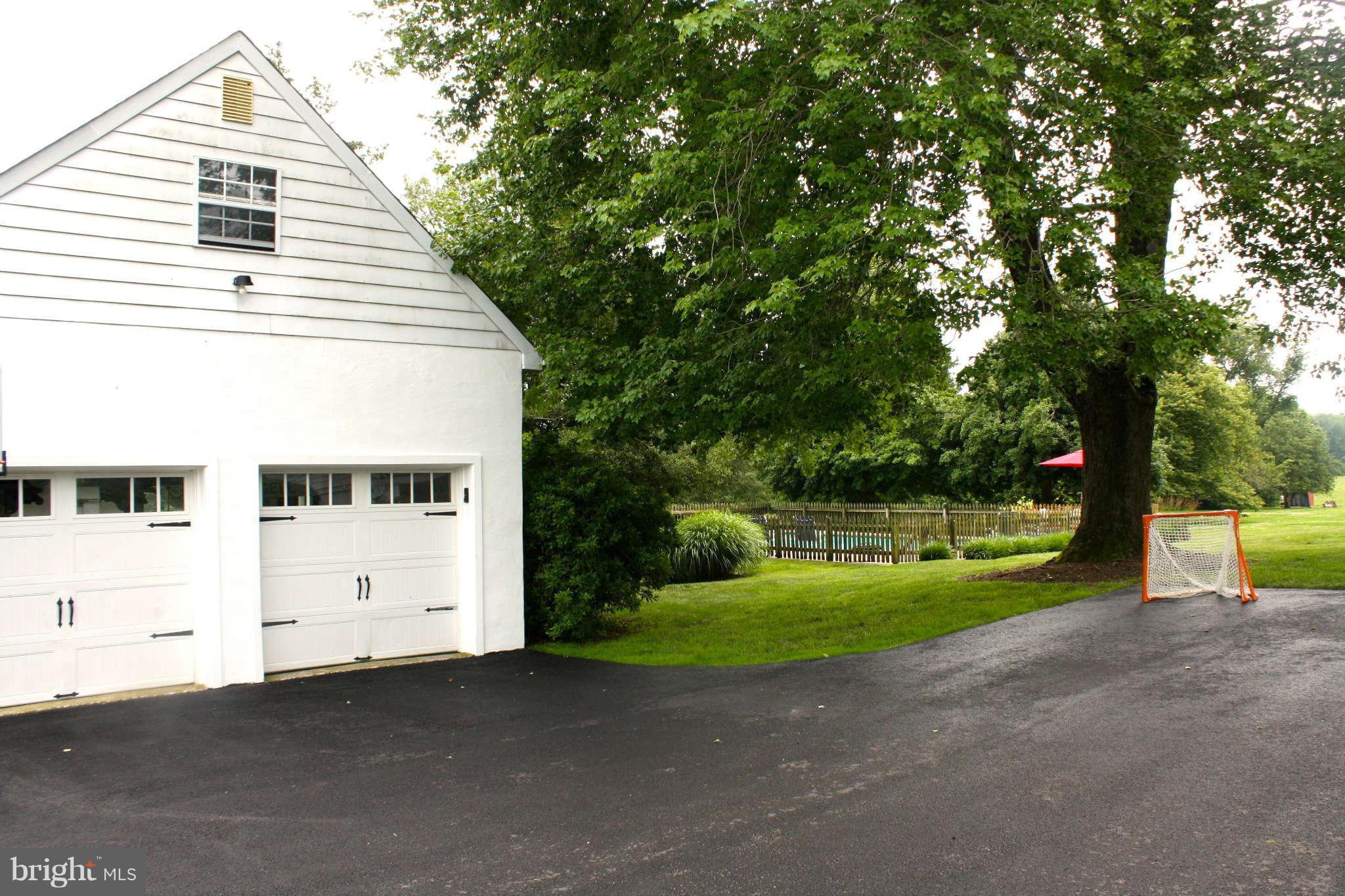 9915 Old Solomons Island Road Owings, MD 20736 - Photo 25 of 28 Exterior Rear