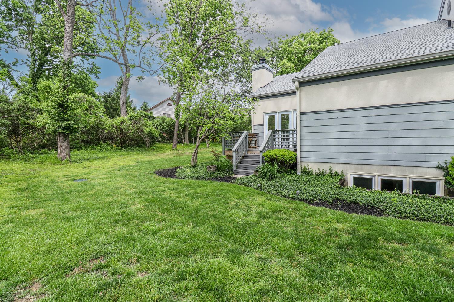 8837 Montgomery Road Cincinnati, OH 45236 - Photo 25 of 31