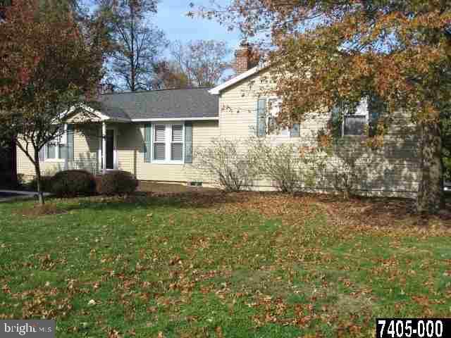 208 Fairview Road New Cumberland, PA 17070 - Photo 1 of 23 Gallery Image 1