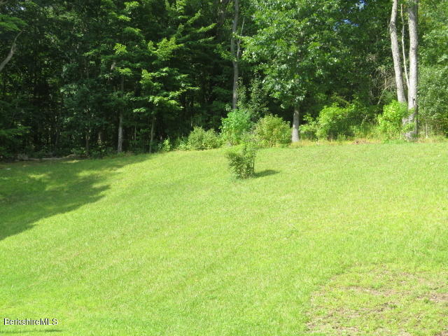 134 North Hoosac Road Williamstown, MA 01267 - Photo 7 of 26 One Acre