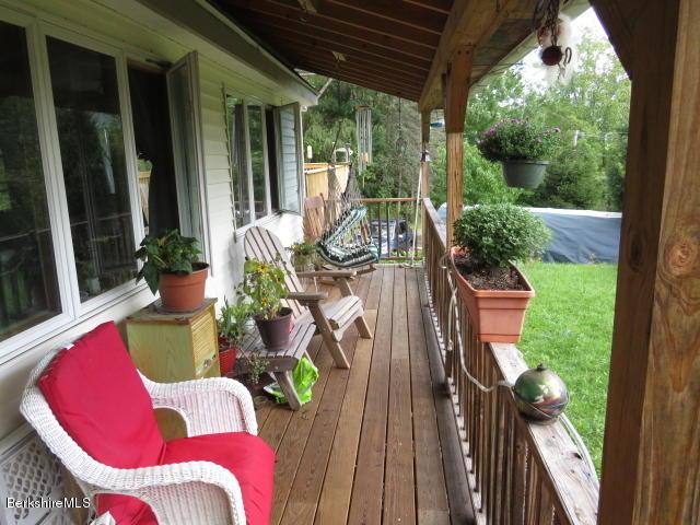 134 North Hoosac Road Williamstown, MA 01267 - Photo 10 of 26 Front Porch