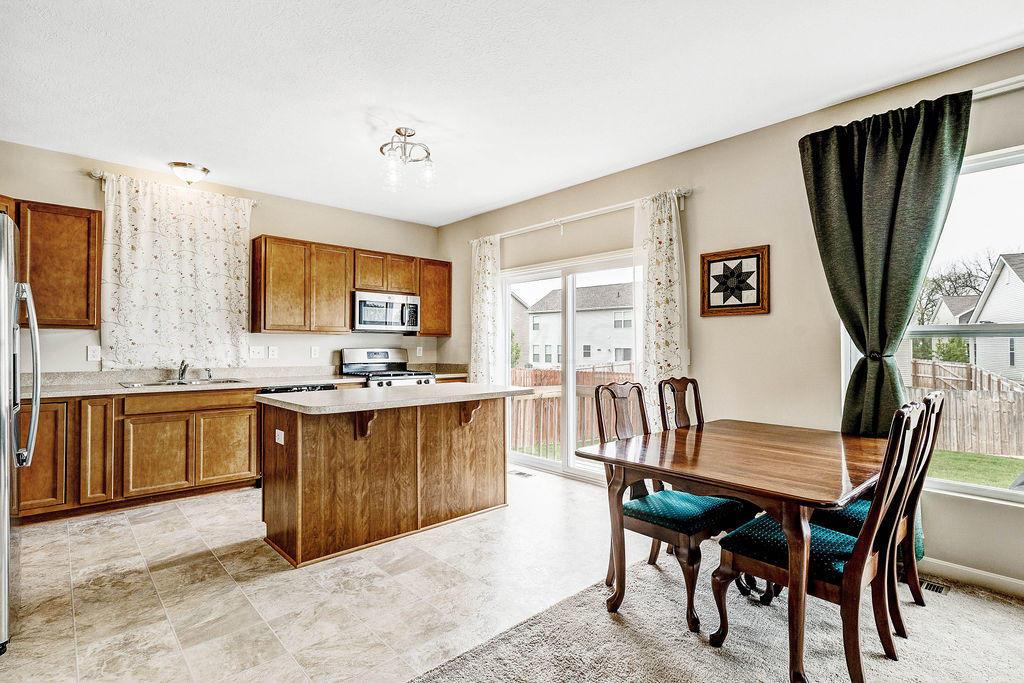 4897 Farview Road Columbus, OH 43231 - Photo 9 of 26 Gallery Image 9