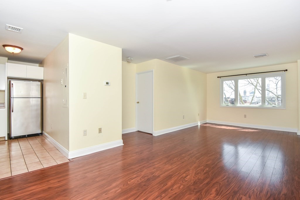 35 Des Moines Road, Unit 302 Quincy, MA 02169 - Photo 11 of 32 Gallery Image 11