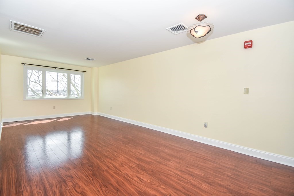 35 Des Moines Road, Unit 302 Quincy, MA 02169 - Photo 20 of 32 Gallery Image 20