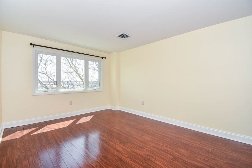 35 Des Moines Road, Unit 302 Quincy, MA 02169 - Photo 22 of 32 Gallery Image 22