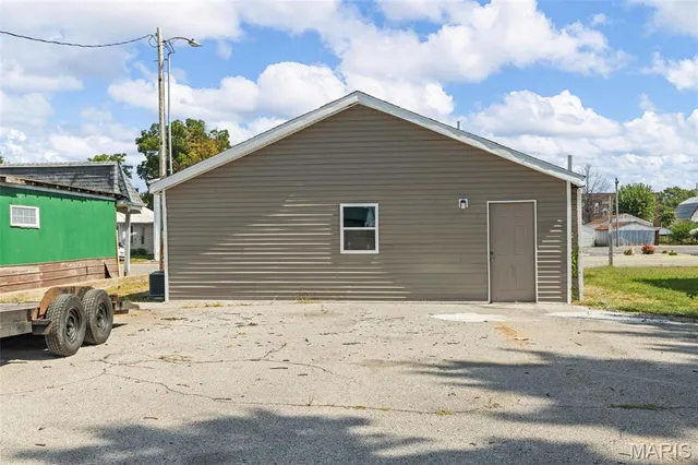 $69,999 | 329 South Main Street, Dupo, IL 62239