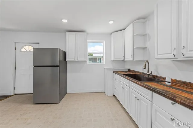 $69,999 | 329 South Main Street, Dupo, IL 62239