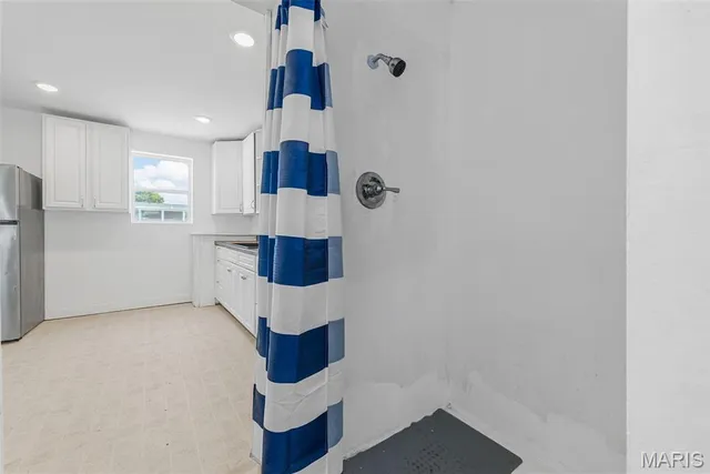 $69,999 | 329 South Main Street, Dupo, IL 62239