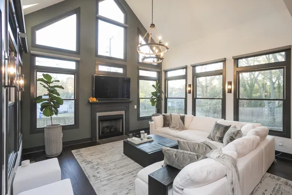 $5,000 | 1620 Ordway Place, Nashville, TN 37206