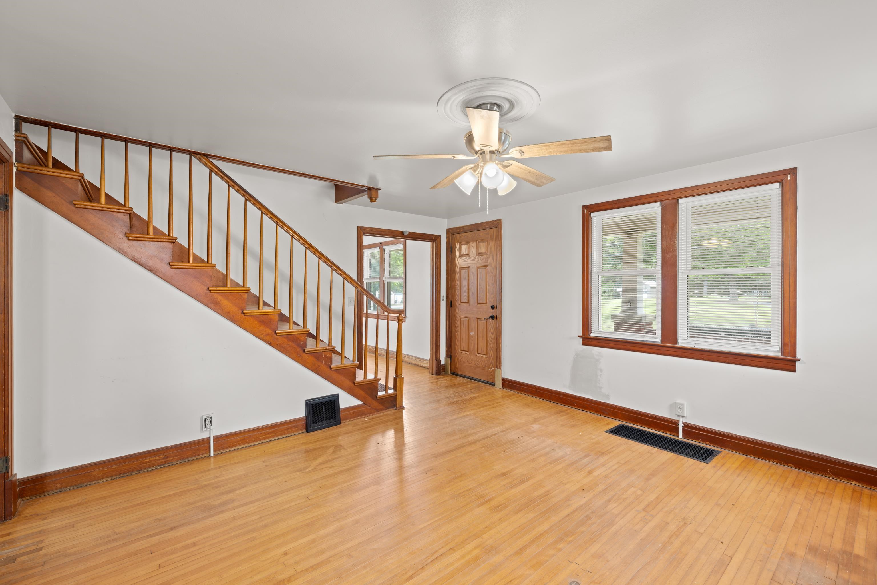 221 Chapel Road Churchville, VA 24421 - Photo 6 of 26