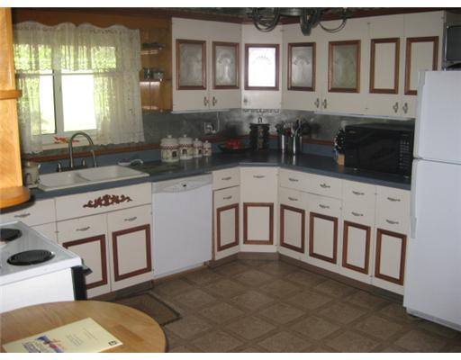 363 Ridge Road Rural Valley, PA 16249 - Photo 3 of 18 Kitchen.