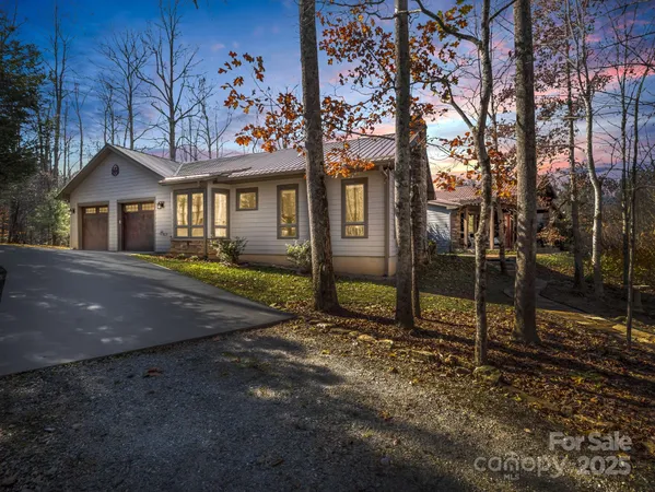 $1,280,000 | 765 Higher Path Drive, Saluda, NC 28773