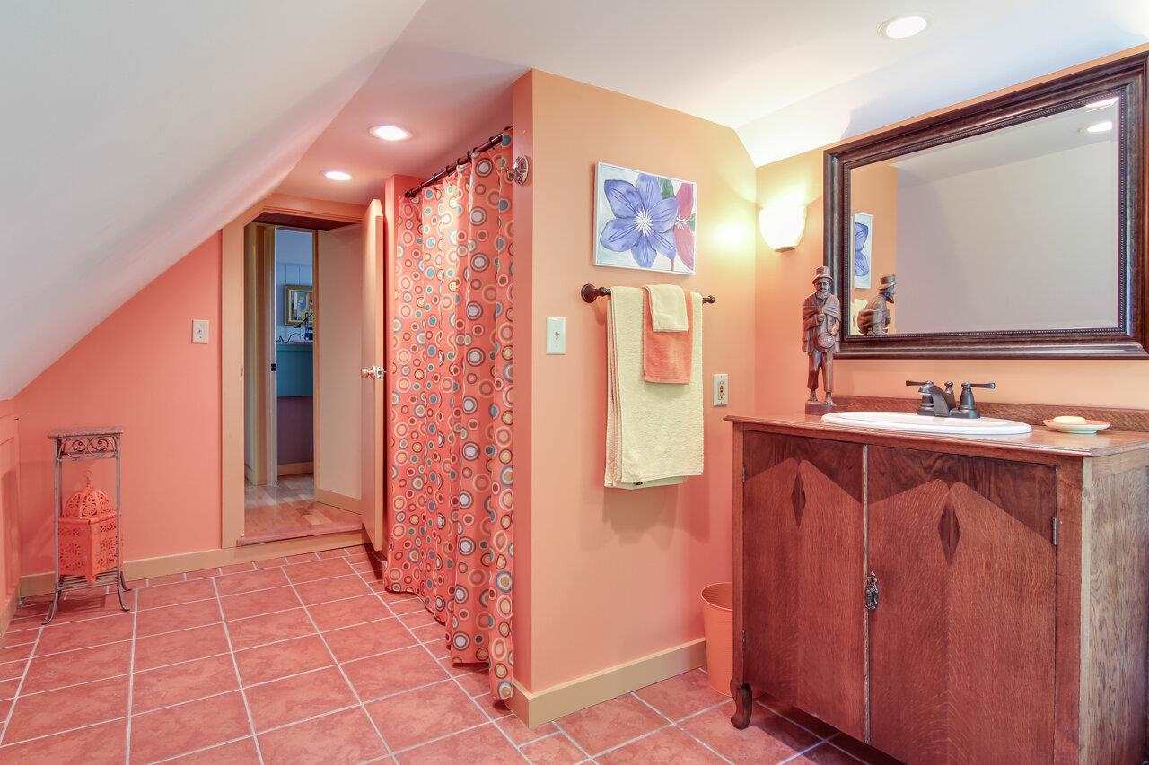 2494 Carroll Road Traverse City, MI 49686 - Photo 65 of 74 1888679-64.JPG