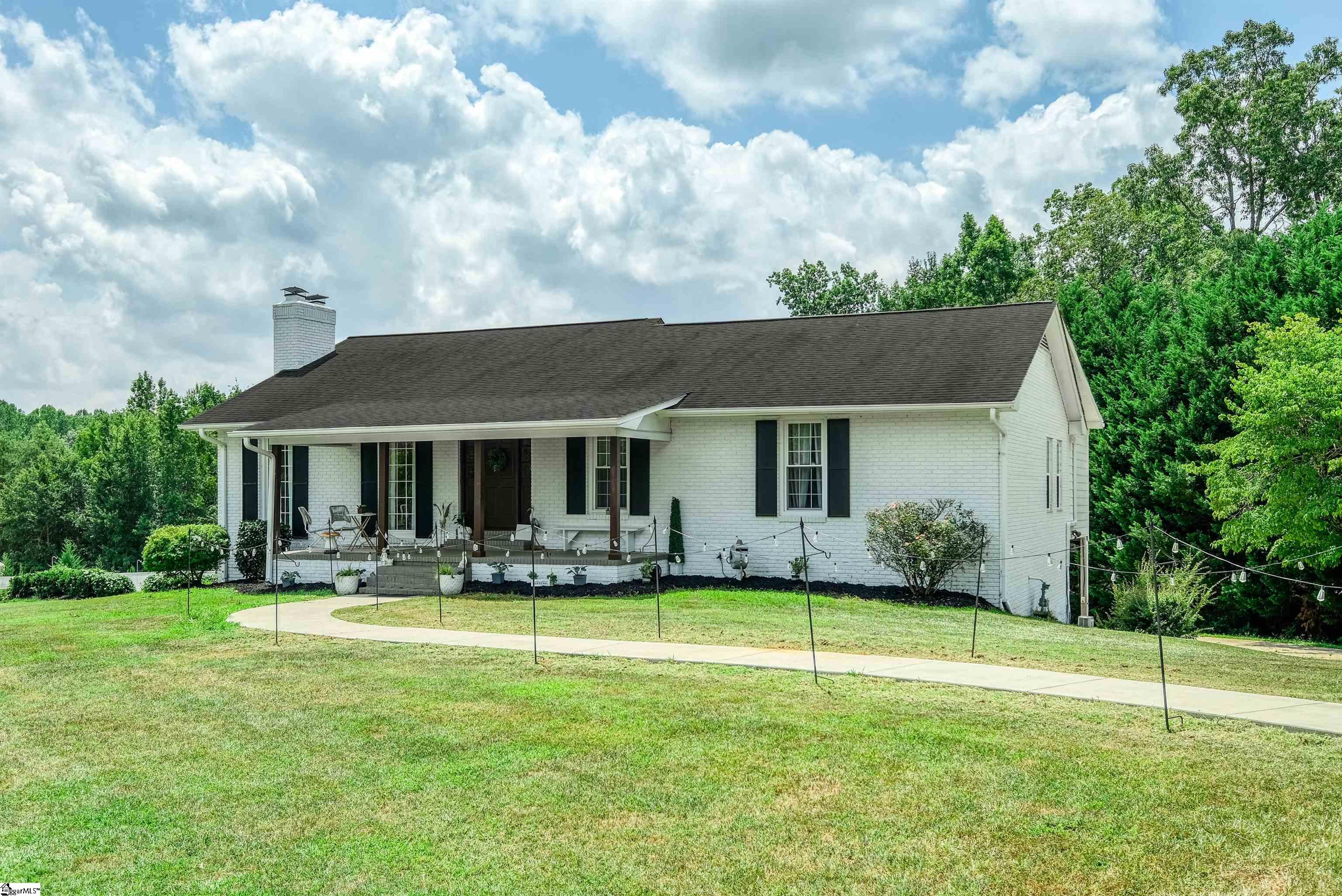 3611 Pennington Road Greer, SC 29651 - Photo 4 of 42