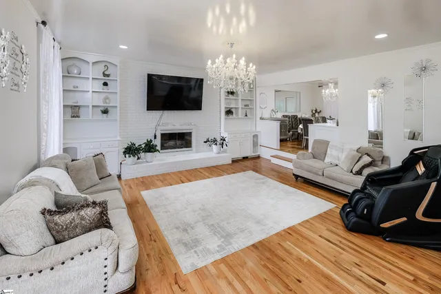 $575,900 | 3611 Pennington Road, Greer, SC 29651