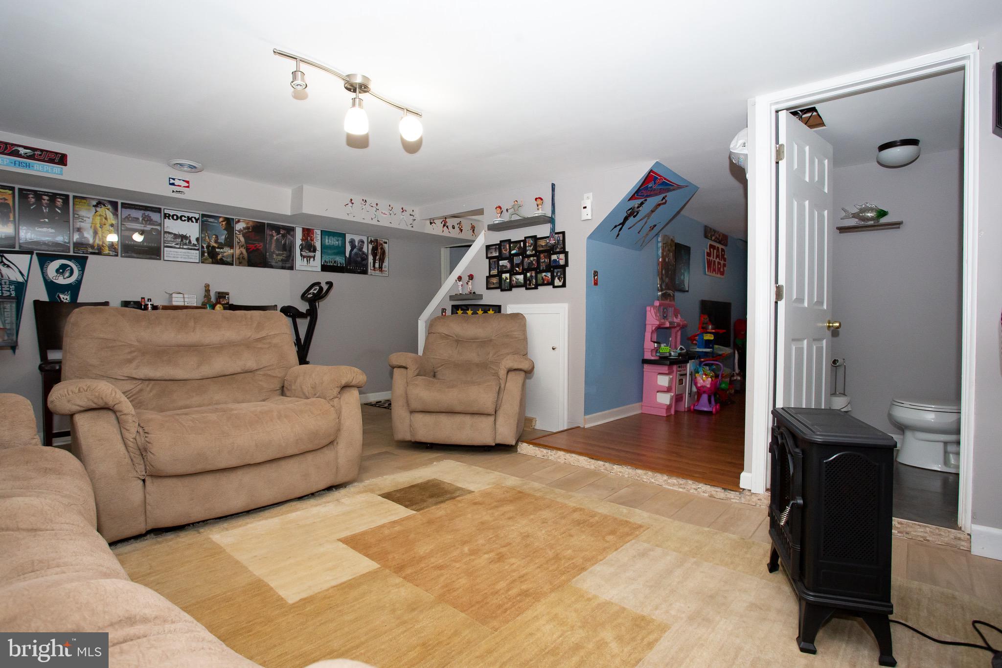 12638 Richton Road Philadelphia, PA 19154 - Photo 19 of 29 Gallery Image 19