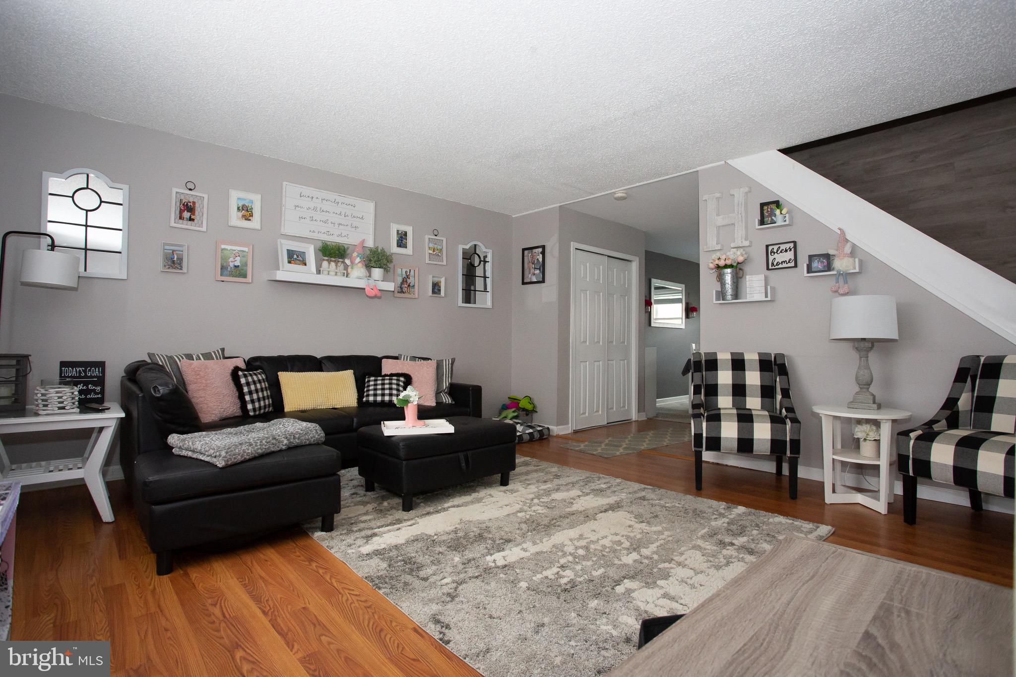 12638 Richton Road Philadelphia, PA 19154 - Photo 4 of 29 Gallery Image 4