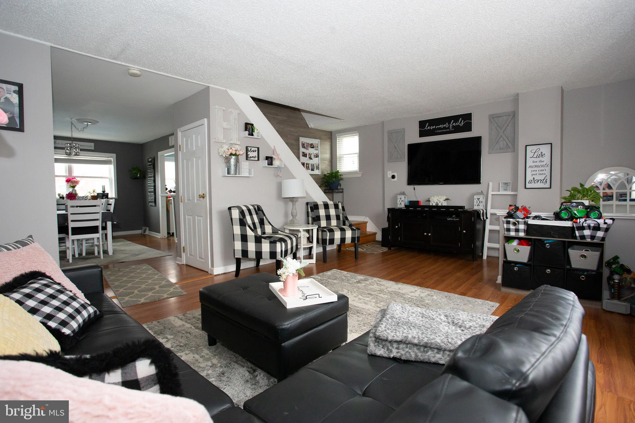 12638 Richton Road Philadelphia, PA 19154 - Photo 5 of 29 Gallery Image 5