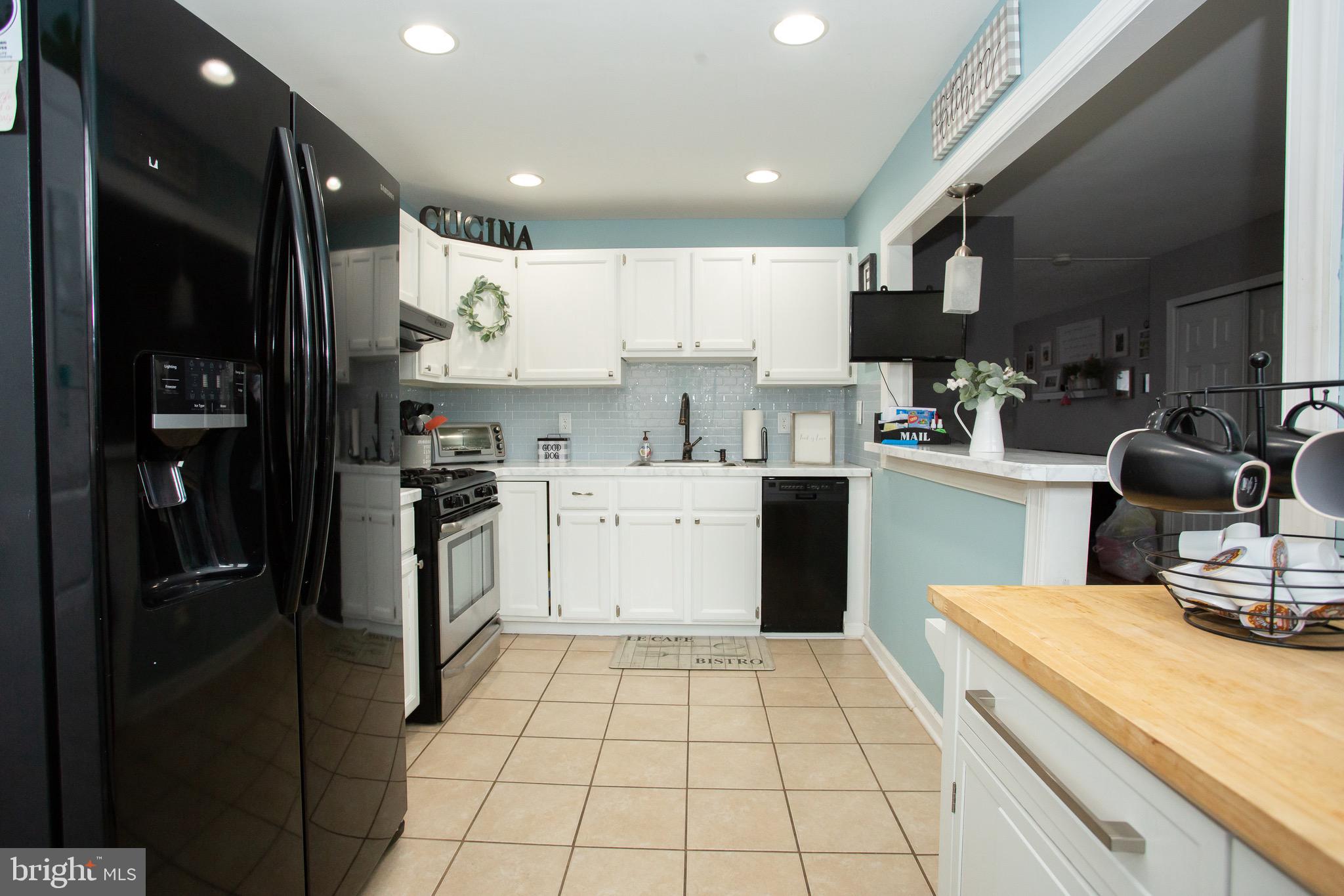 12638 Richton Road Philadelphia, PA 19154 - Photo 9 of 29 Gallery Image 9