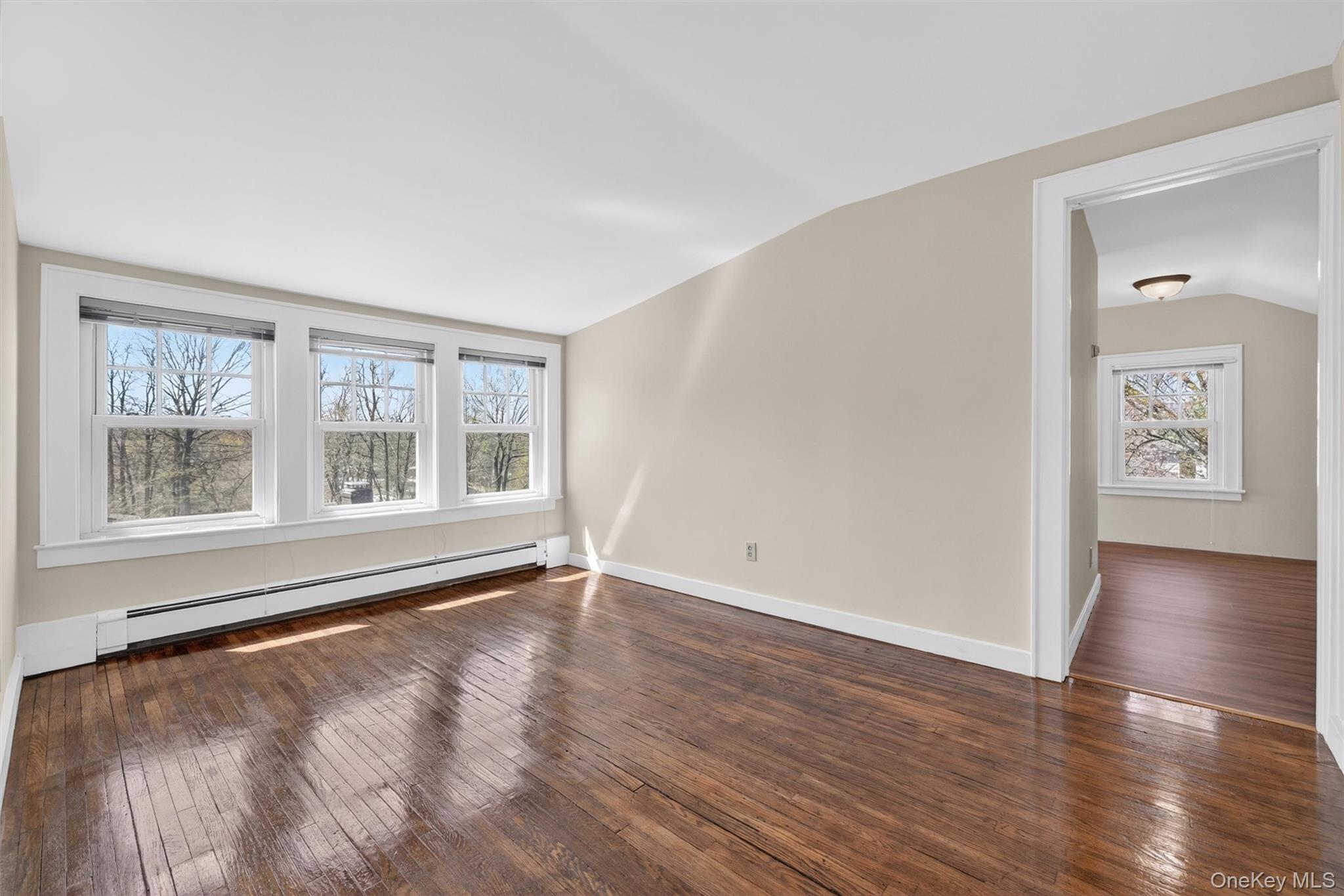 528 Union Avenue Peekskill, NY 10566 - Photo 24 of 41 Family room on the second floor