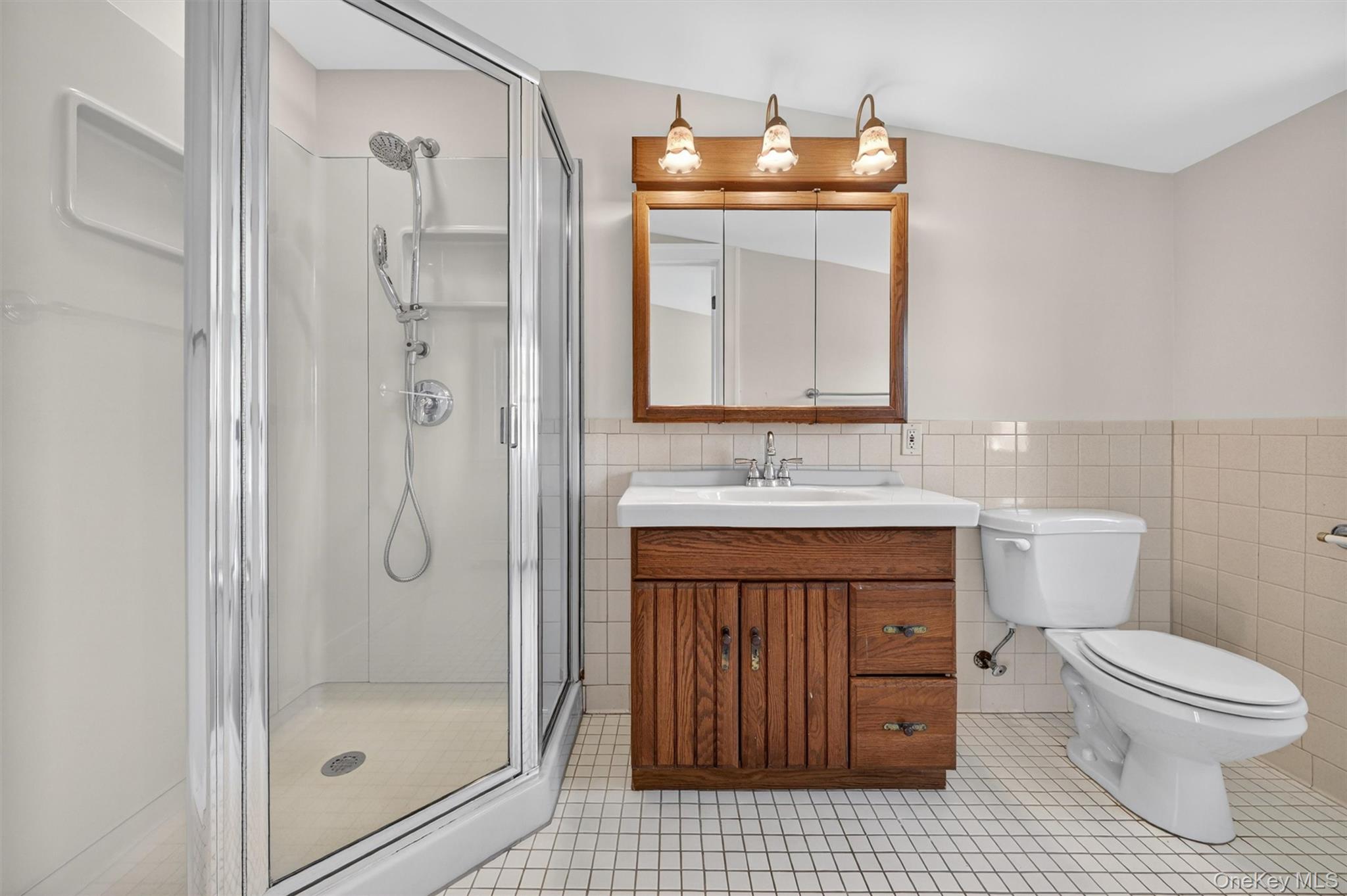 528 Union Avenue Peekskill, NY 10566 - Photo 27 of 41 Bathroom in the home office