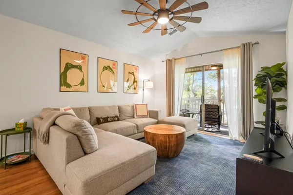 $299,900 | 227 Pinehurst Lane, Unit 6I, Pawleys Island, SC 29585