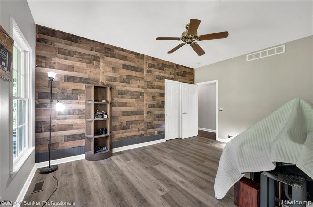 575 Lake George Road Oakland, MI 48363 - Photo 34 of 41 Gallery Image 34