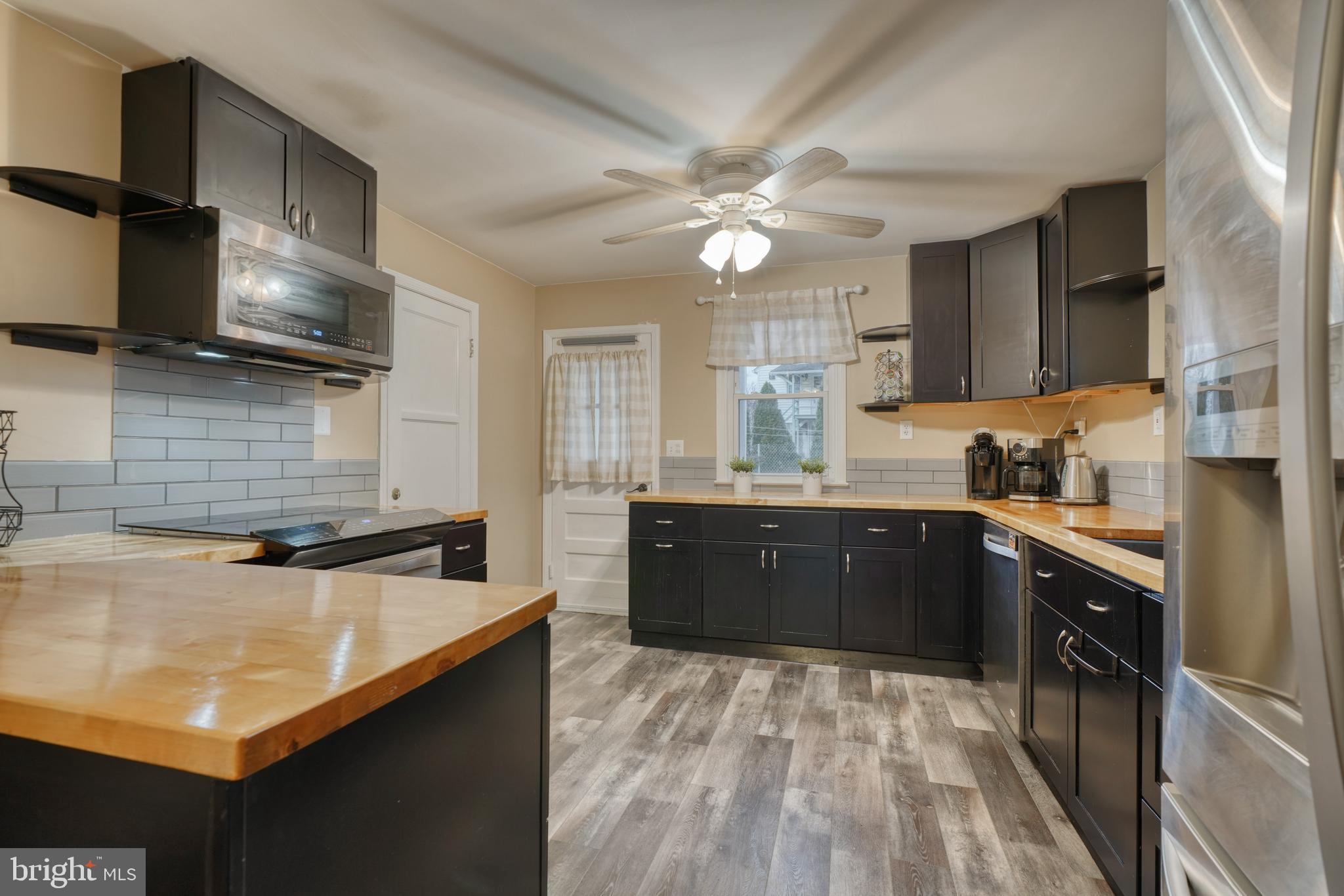 3338 Garnet Road Baltimore, MD 21234 - Photo 7 of 36