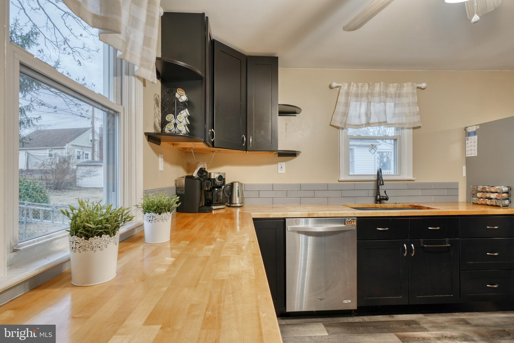 3338 Garnet Road Baltimore, MD 21234 - Photo 10 of 36