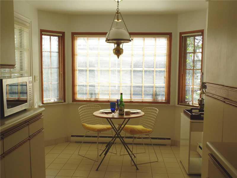 8 Midway Road Mt. Lebanon, PA 15216 - Photo 8 of 25 Kitchen.