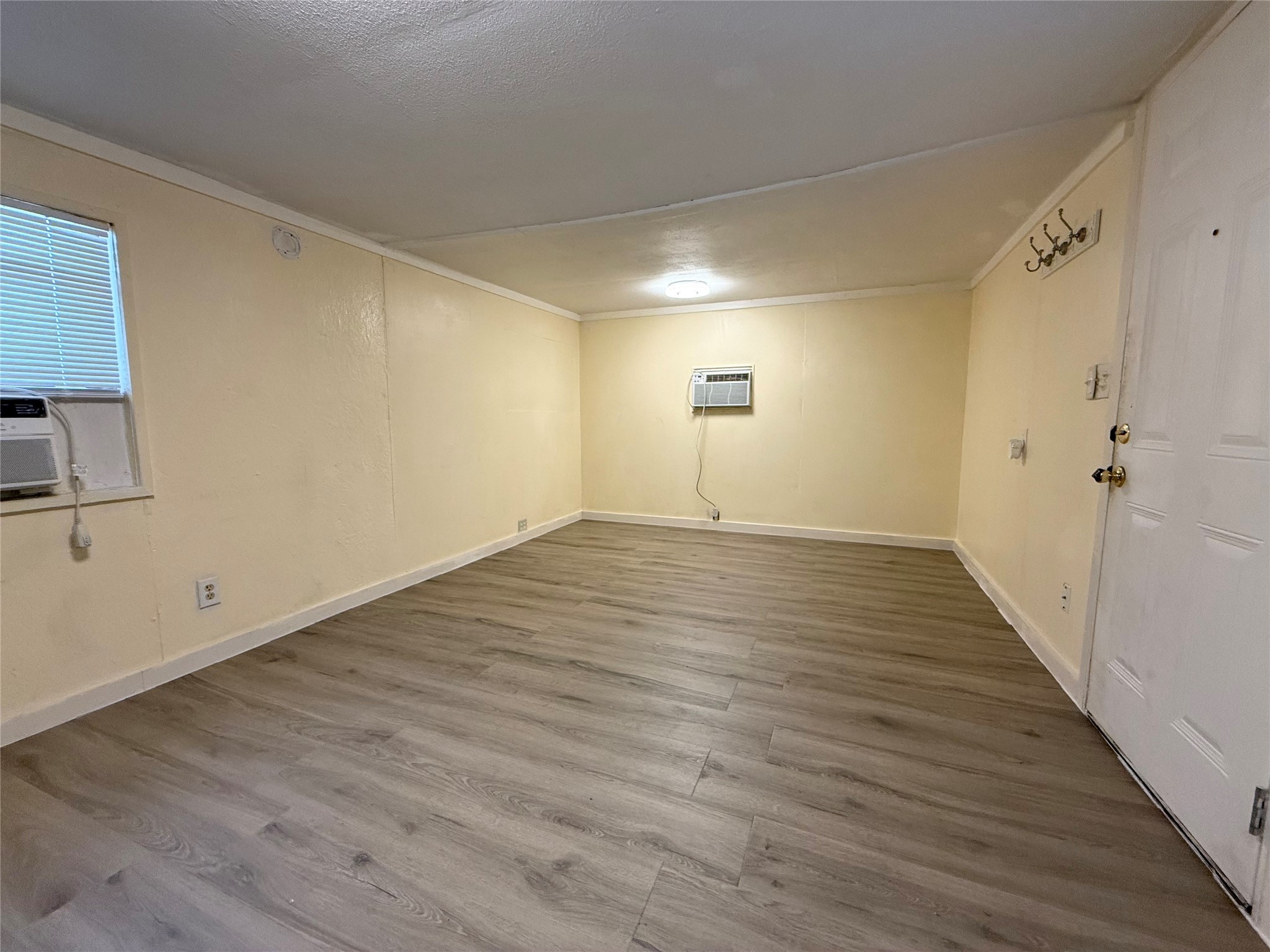 4201 Darby Street, Unit 2 Bacliff, TX 77518 - Photo 3 of 10